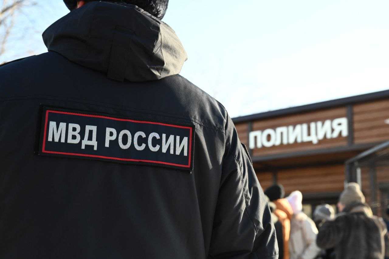Челябинская школьница обвинила учителя в изнасиловании