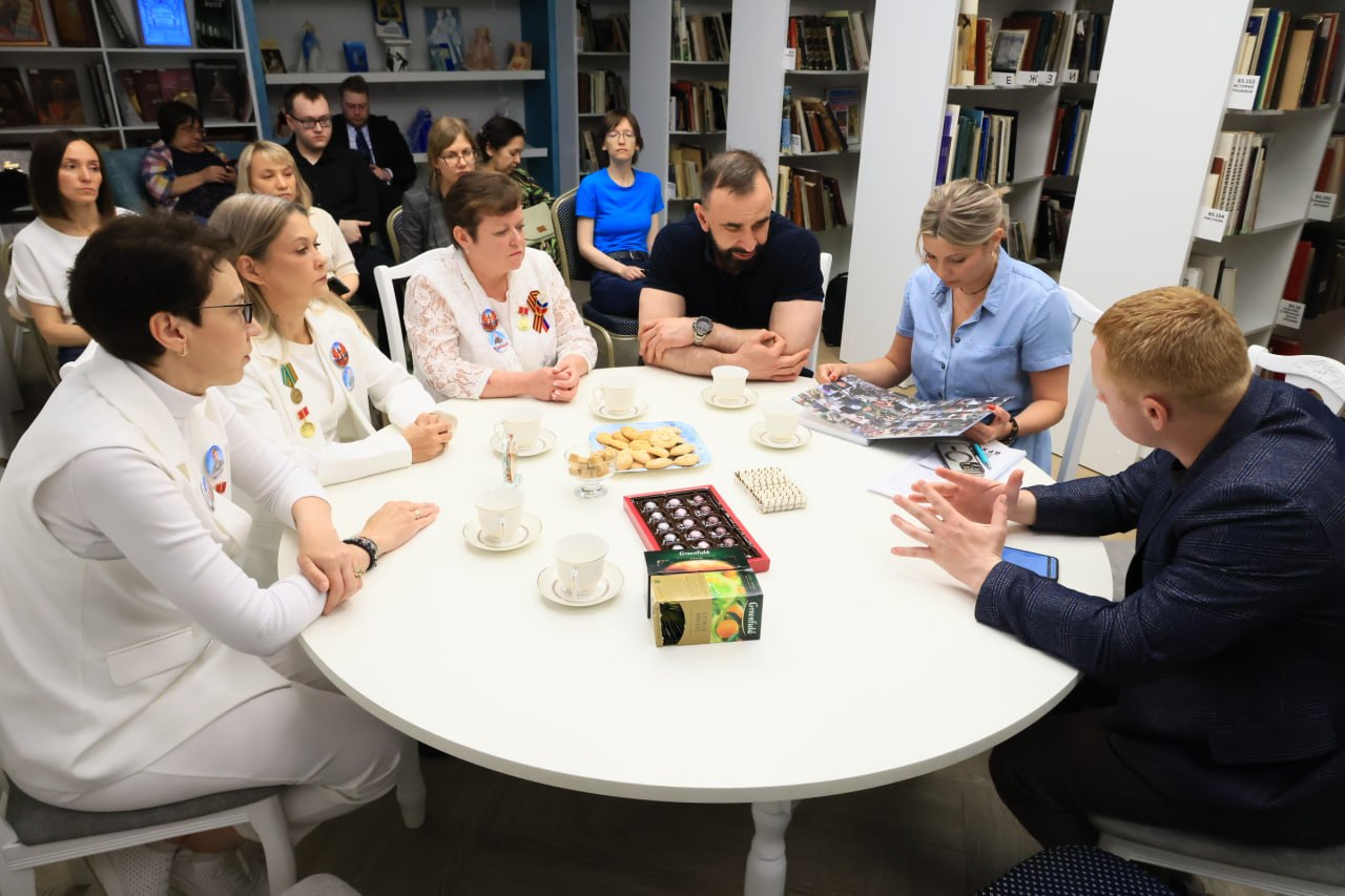 Книгу о южноуральцах-героях СВО передадут в музеи 