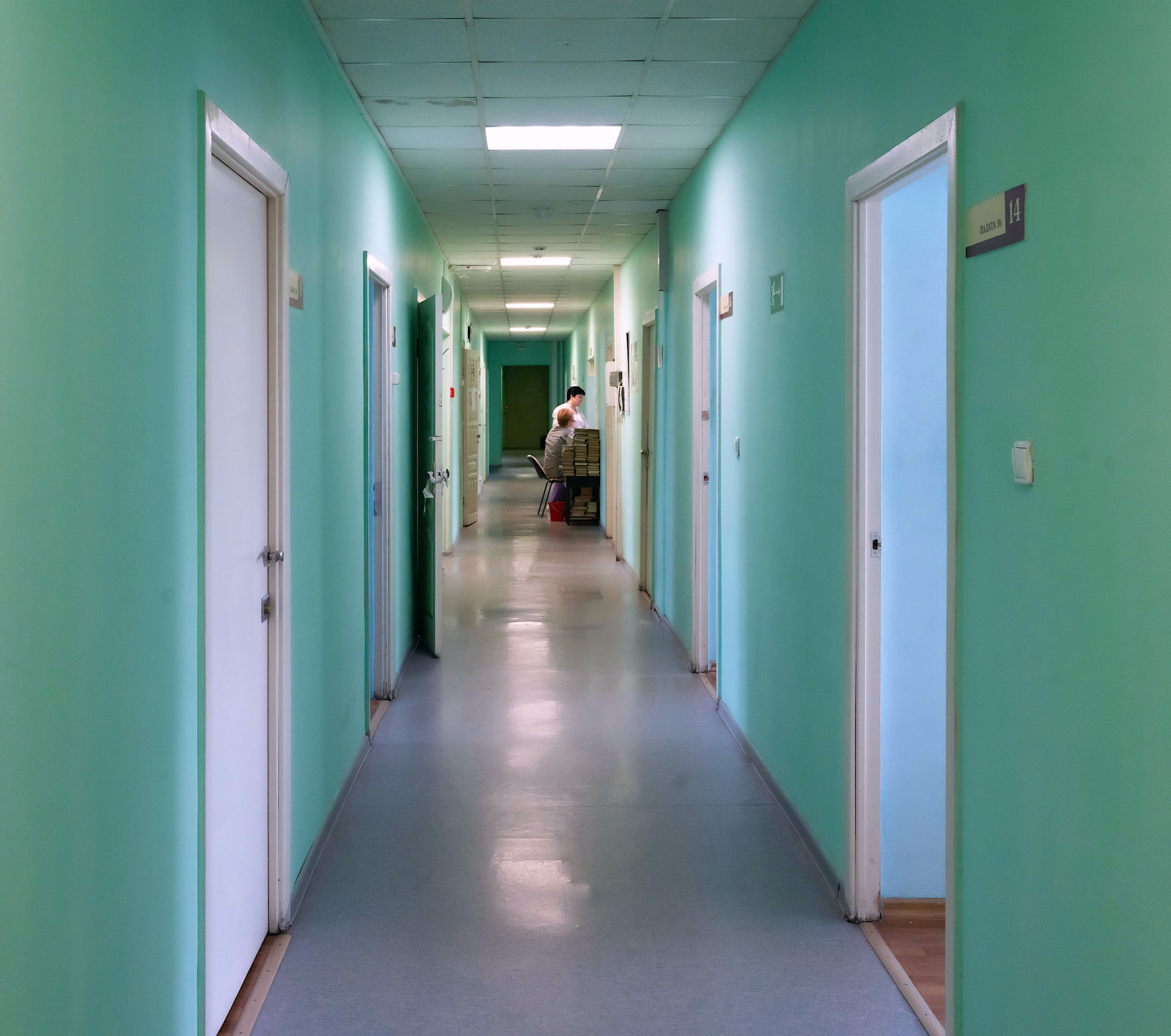 Челябинским журналистам показали, как работает отделение областной наркологической больницы