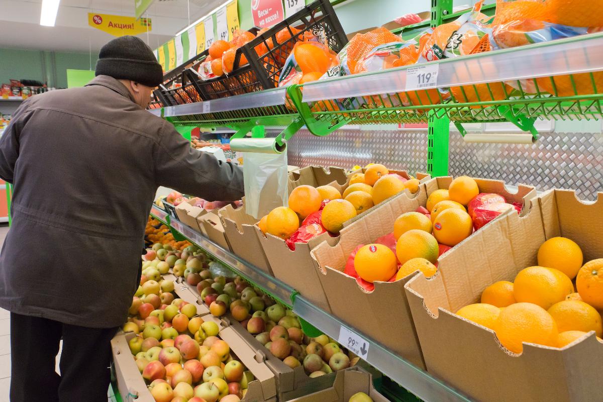 В декабре в Челябинской области дешевели апельсины и туры в Турцию