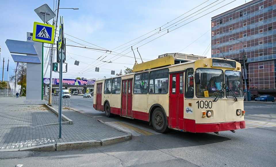 В общественном транспорте Челябинска снизилось число пассажиров