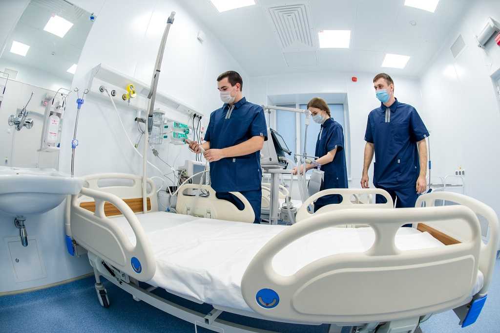 Челябинский минздрав заявил о росте зарплат медиков