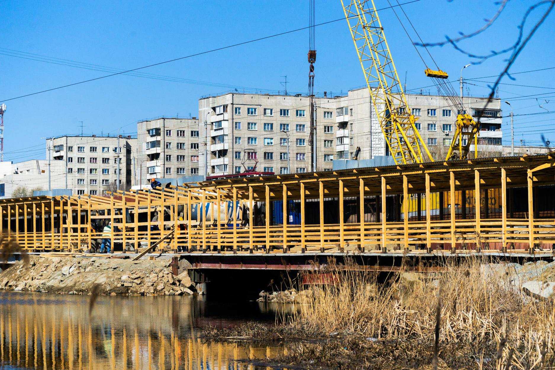 Как проходят реконструкции мостов в Челябинске: фото с разницей в 15 лет 