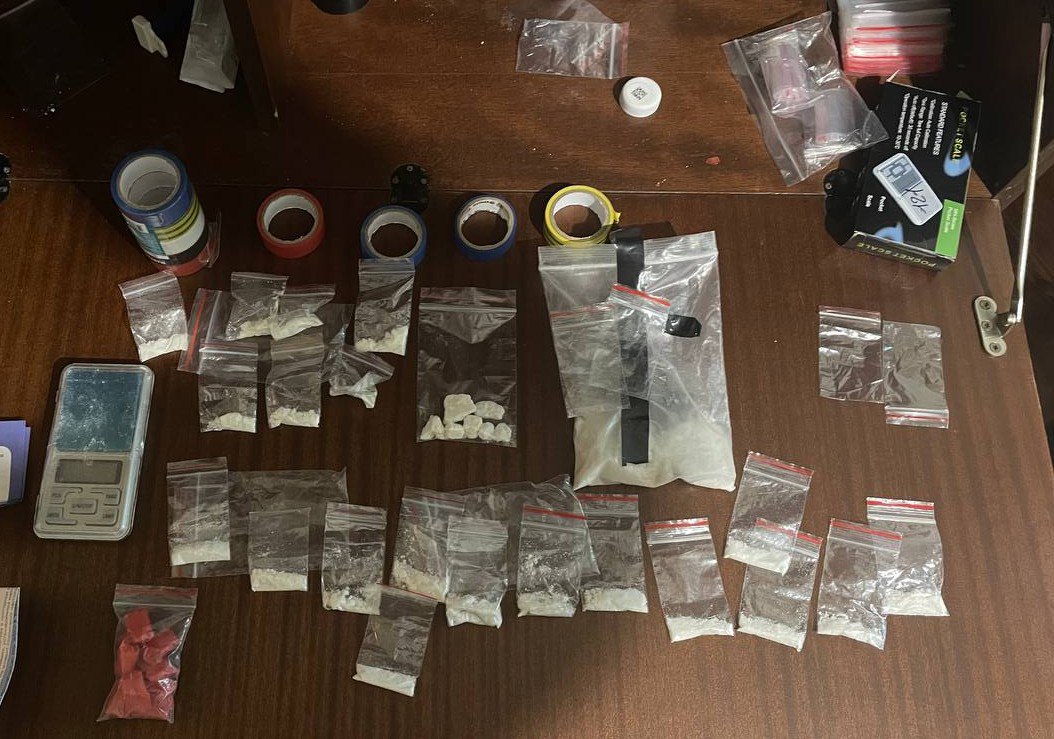 В Челябинске полиция задержала закладчика синтетики