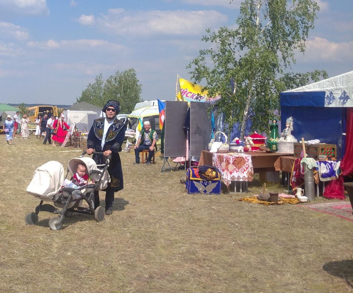 Около пяти тысяч гостей собрал региональный казахский фестиваль