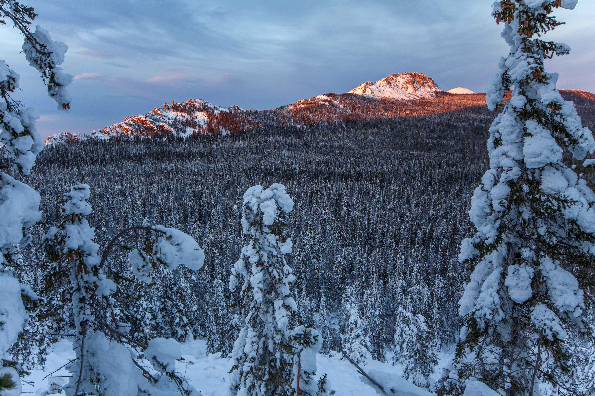Сказочные виды зимнего Таганая в объективе челябинского фотографа