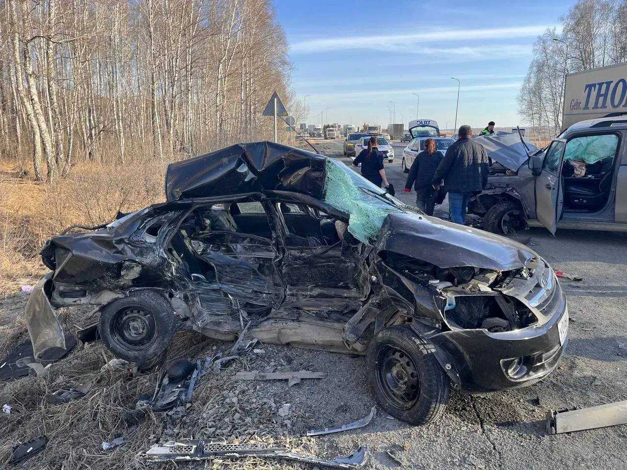  Смертельная авария с участием трех машин произошла неподалеку от Челябинска