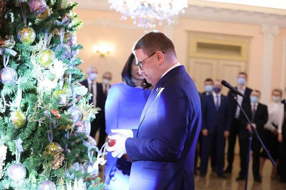 Мальчик из Карабаша получил гироскутер в подарок от губернатора