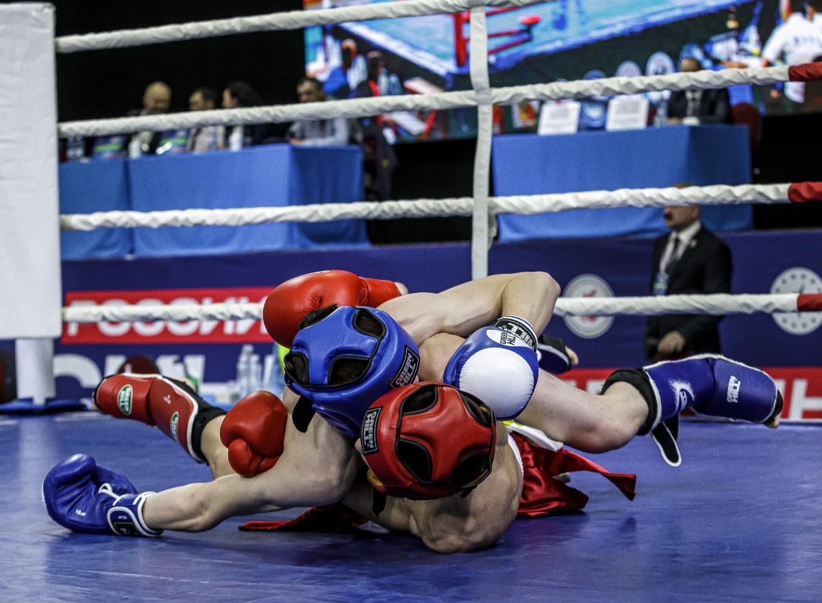 Южноуральцам рассказали, как следят за здоровьем юных боксёров на соревнованиях