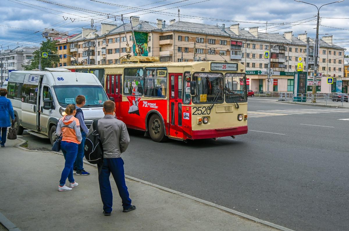 Челябинцы не готовы снижать зарплату ради работы рядом с домом