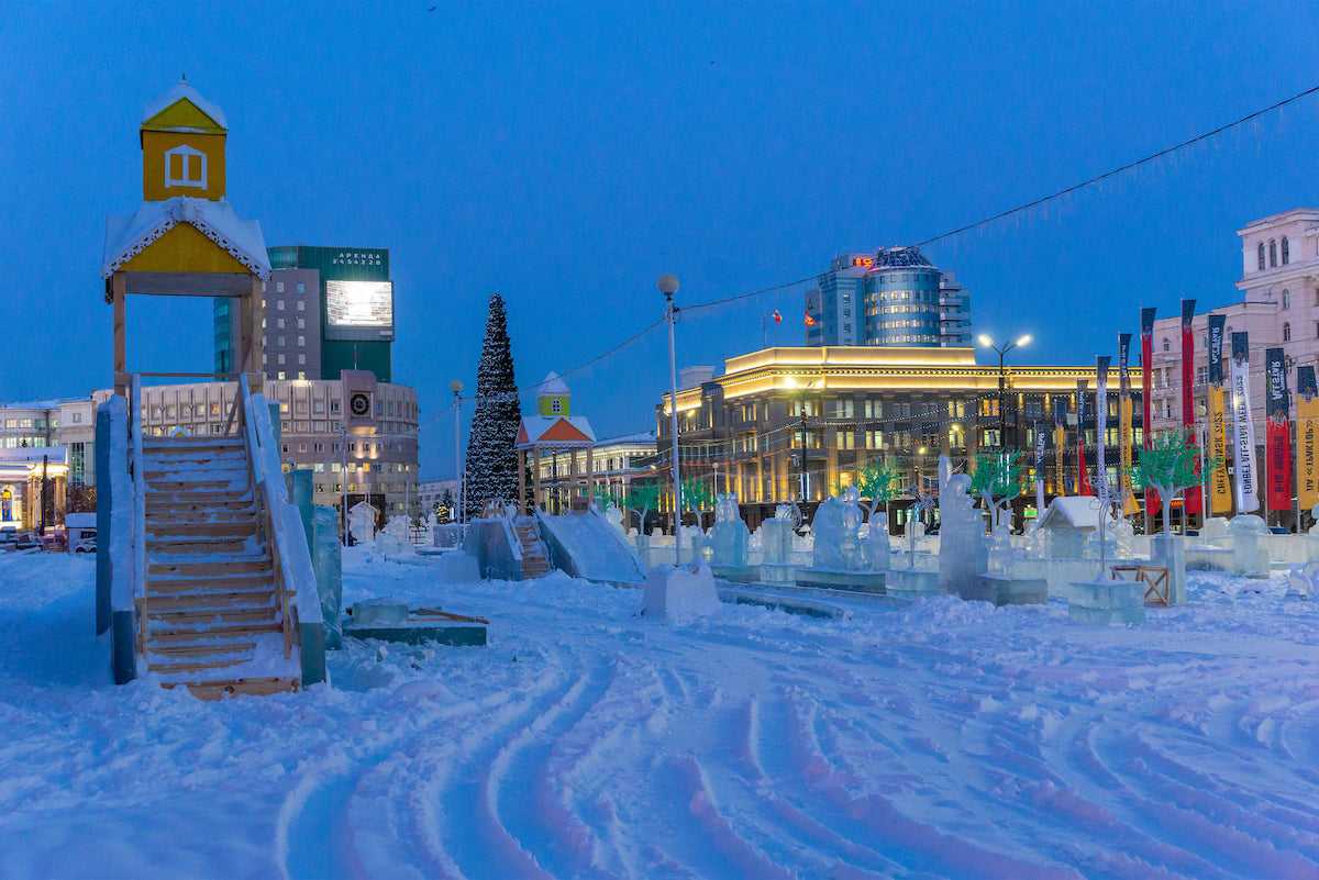 Челябинцев ждут на сказочном празднике в честь открытия главного ледового городка
