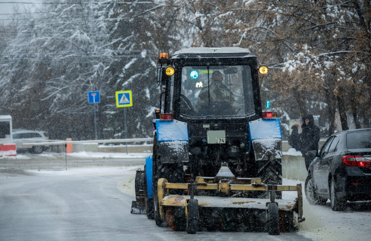 В Челябинске назвали районы, где хуже всего убирают снег