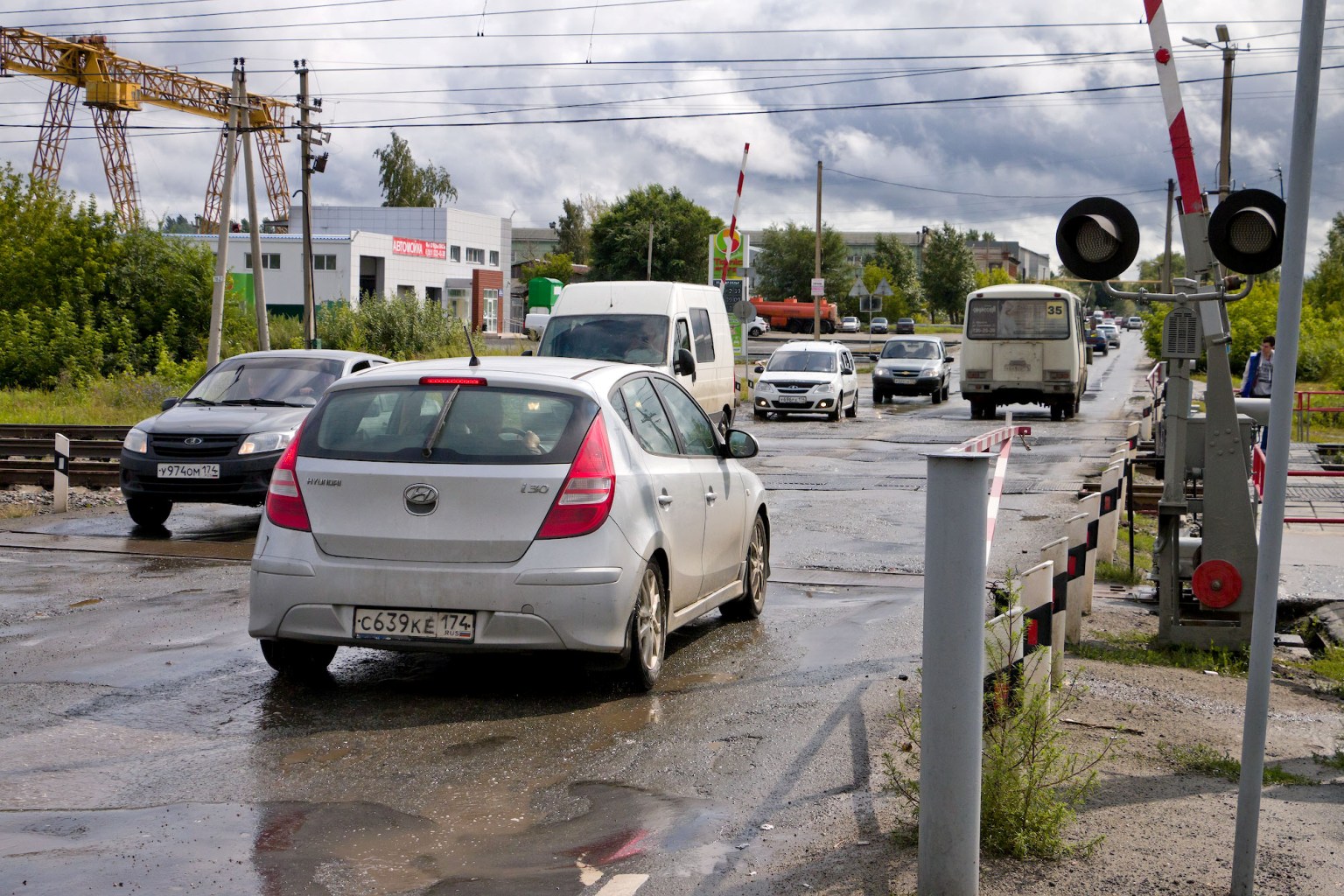 Отрезанный от Челябинска поселок получит постоянную транспортную связь с городом 