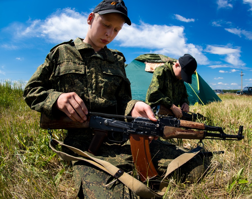 Владимир Павлов: Появление военной подготовки в школах не может спровоцировать скулшутинг