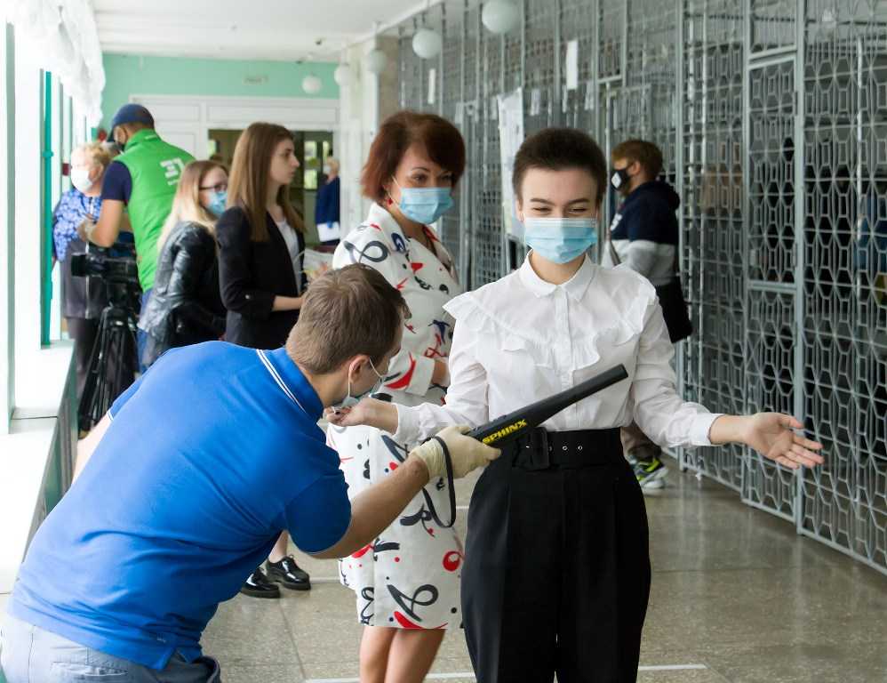 В Челябинской области 19 школьников выгнали с ЕГЭ за нарушения
