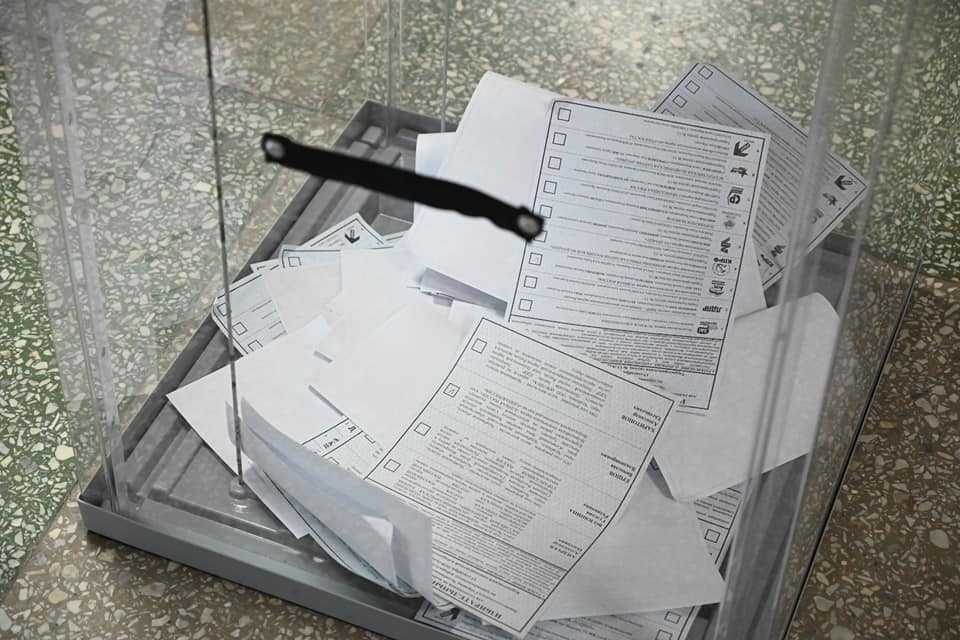 В Озерске объяснили, почему не прошиты книги со списками избирателей