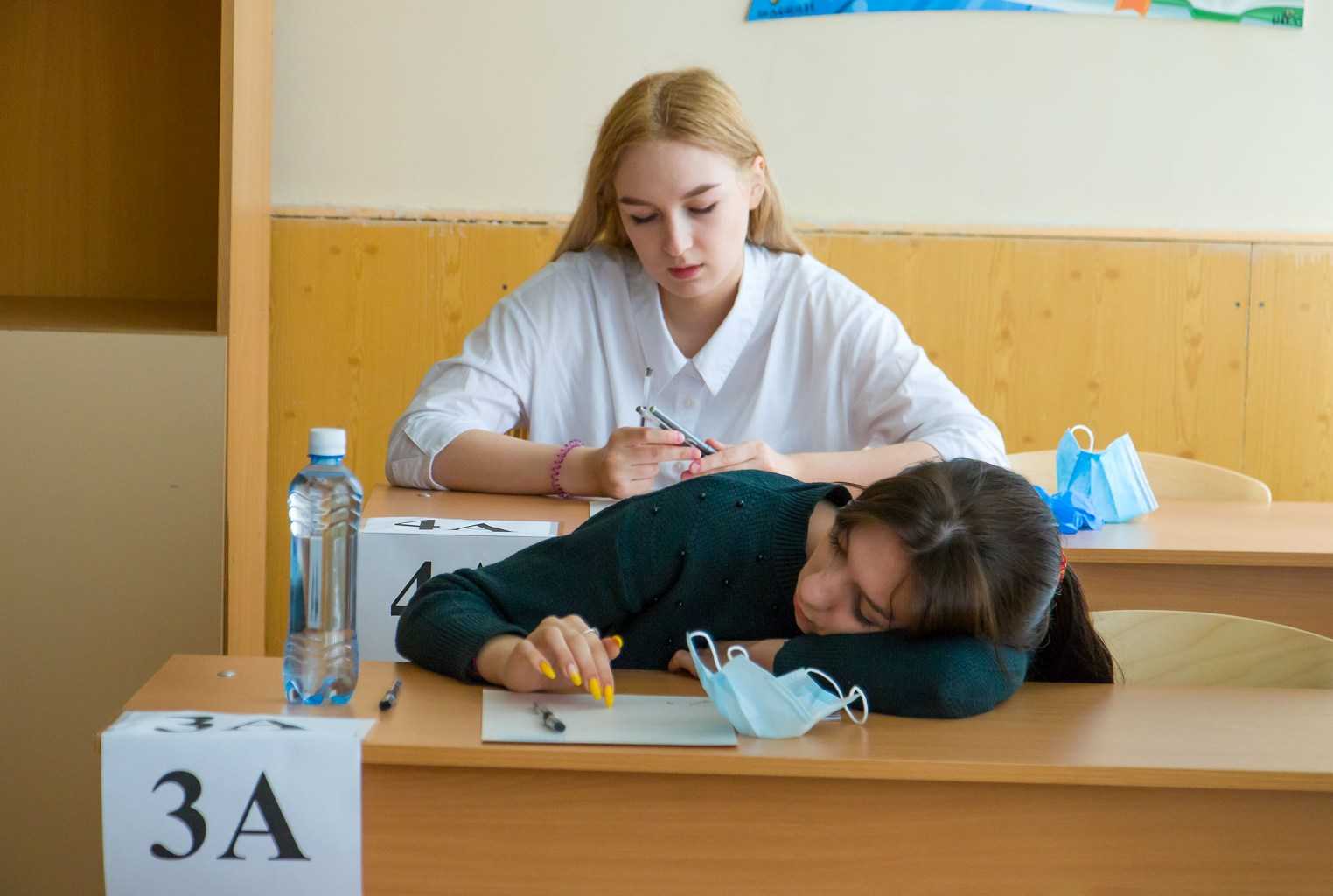 Выпускники школ Челябинской области обеспечены бумагой для ЕГЭ
