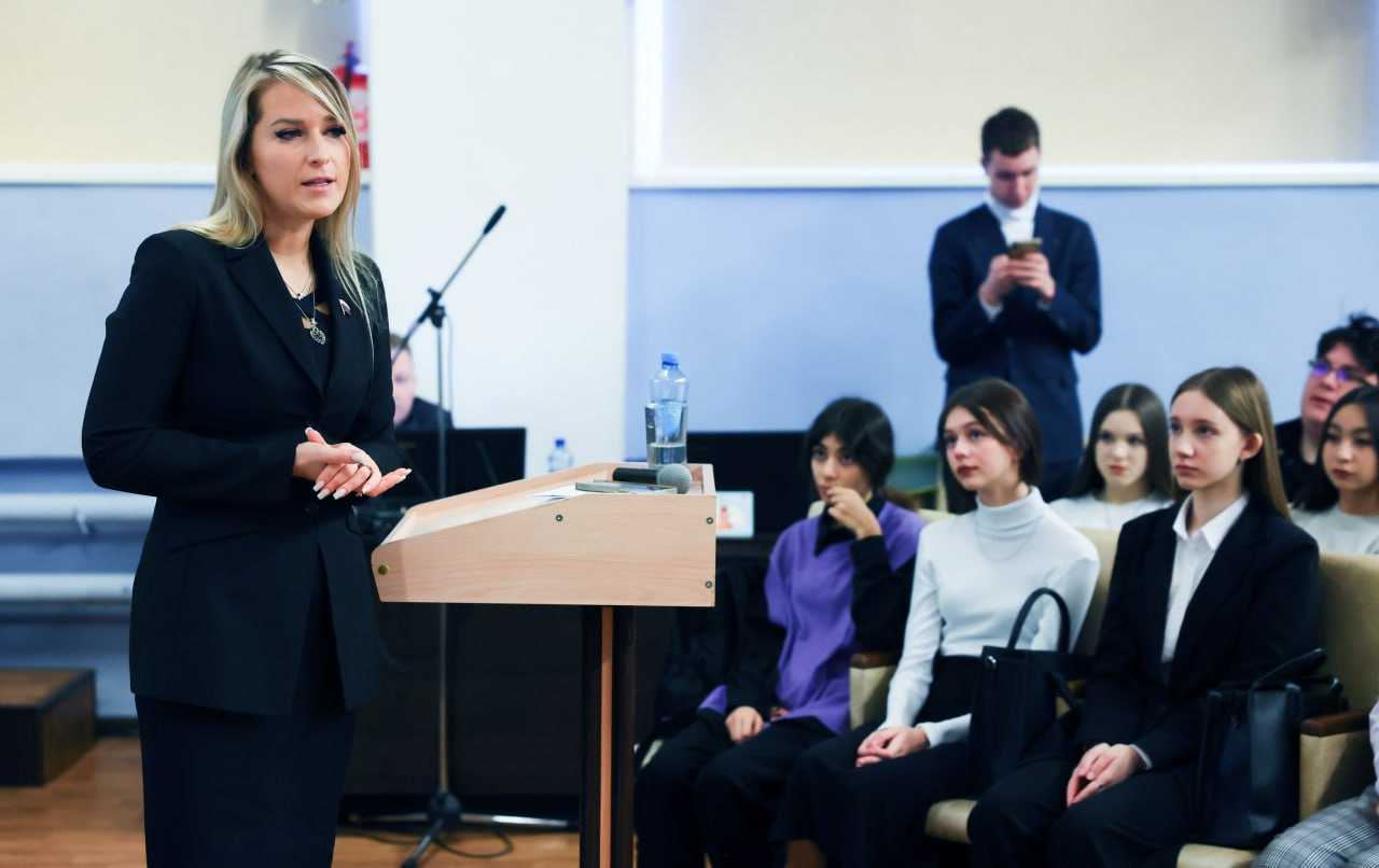 Больше половины российских подростков сталкивались со школьной травлей