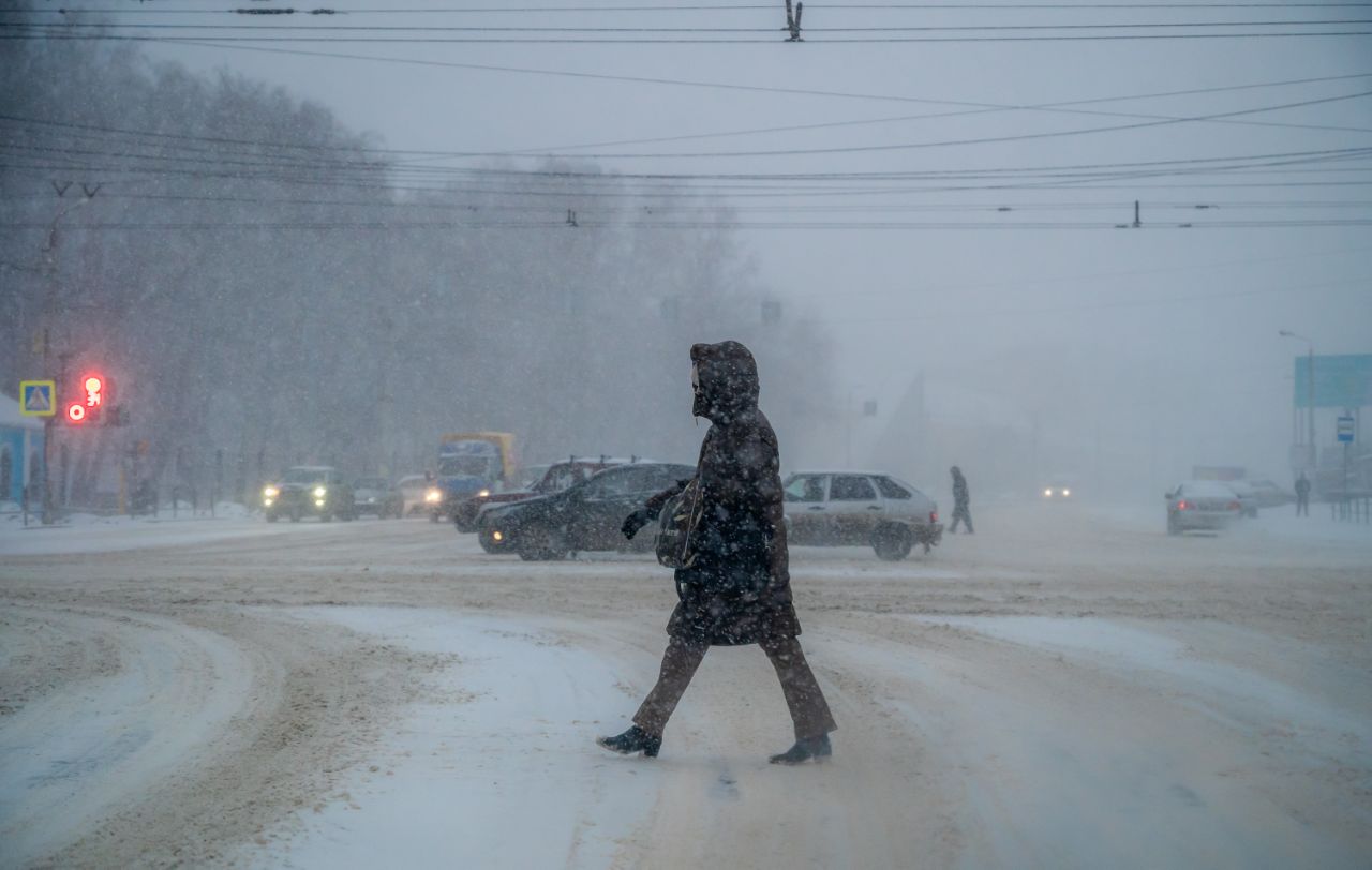 Снег и гололед создадут сложную обстановку на дорогах Челябинской области