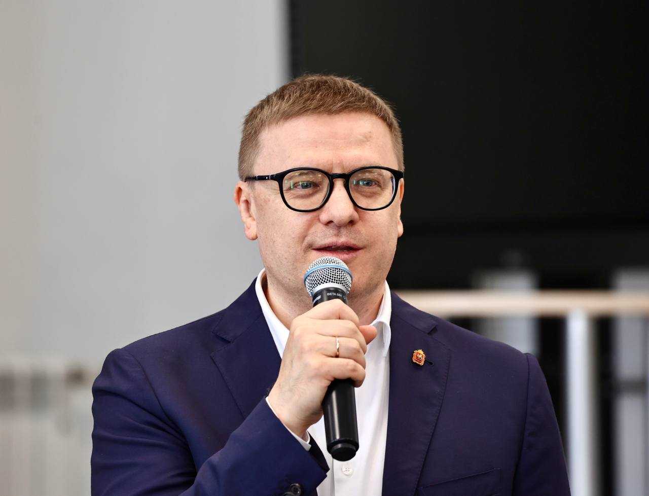 Текслер вошёл в тройку самых активных в соцсетях глав регионов