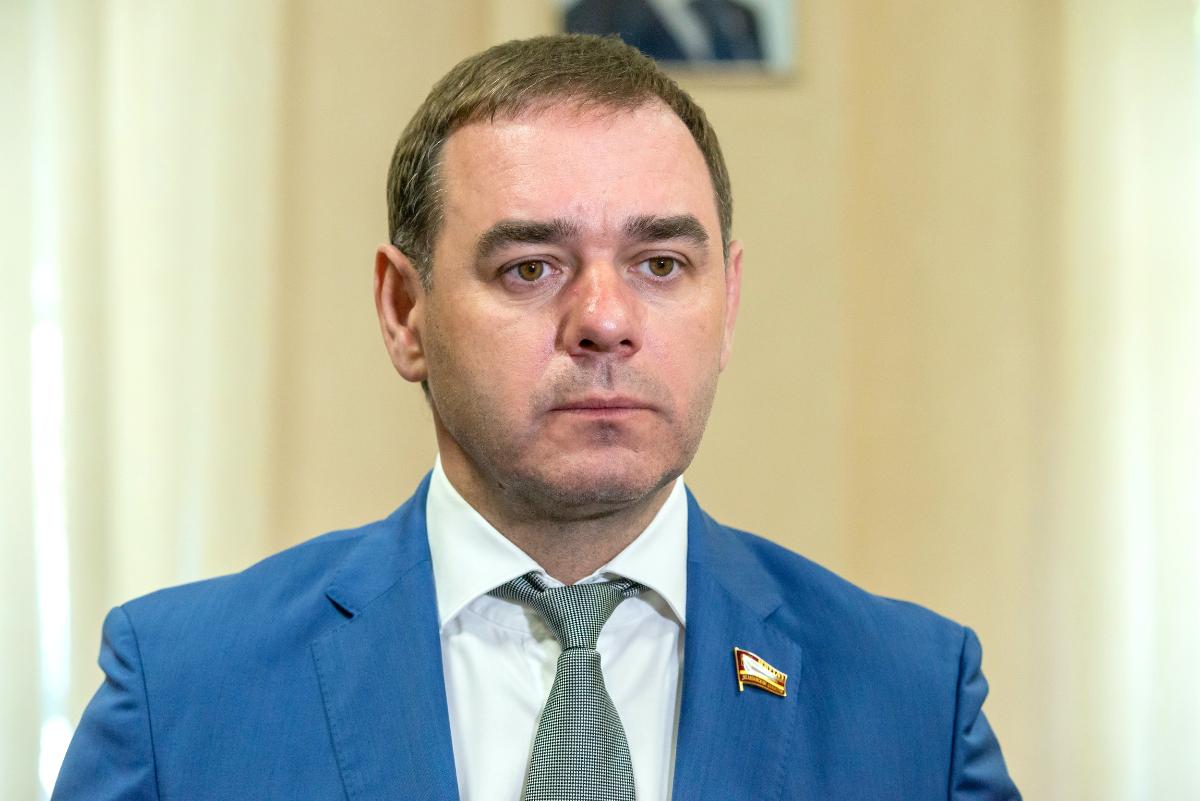 Председатель ЗСО Челябинской области досрочно сложил с себя полномочия