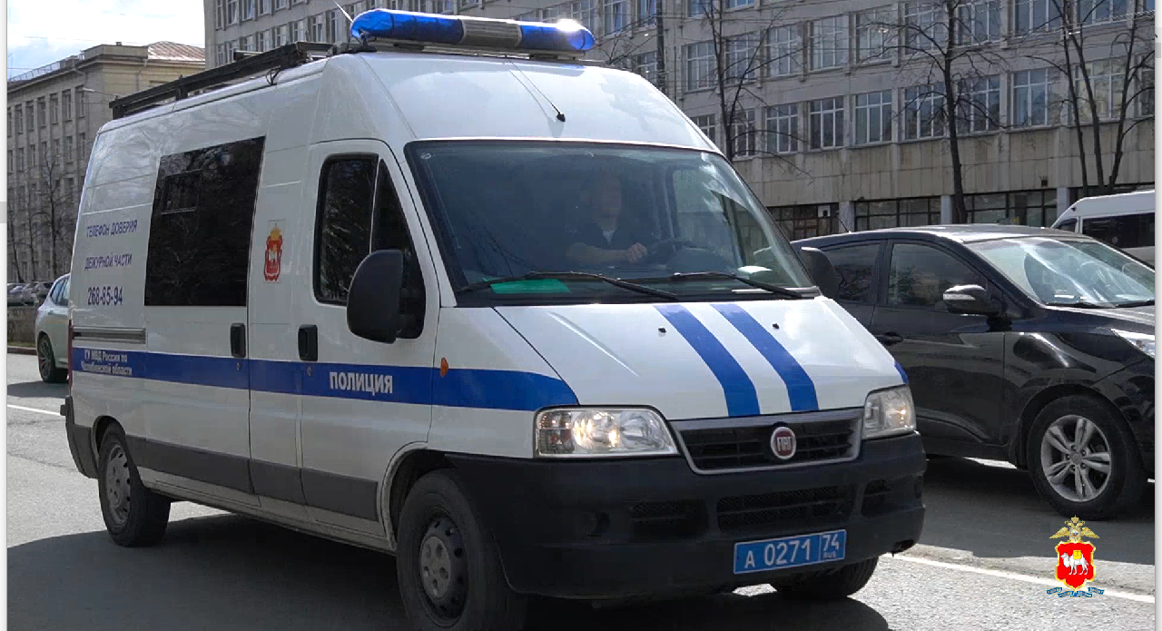 На челябинских дорогах появился новый спецавтомобиль полиции