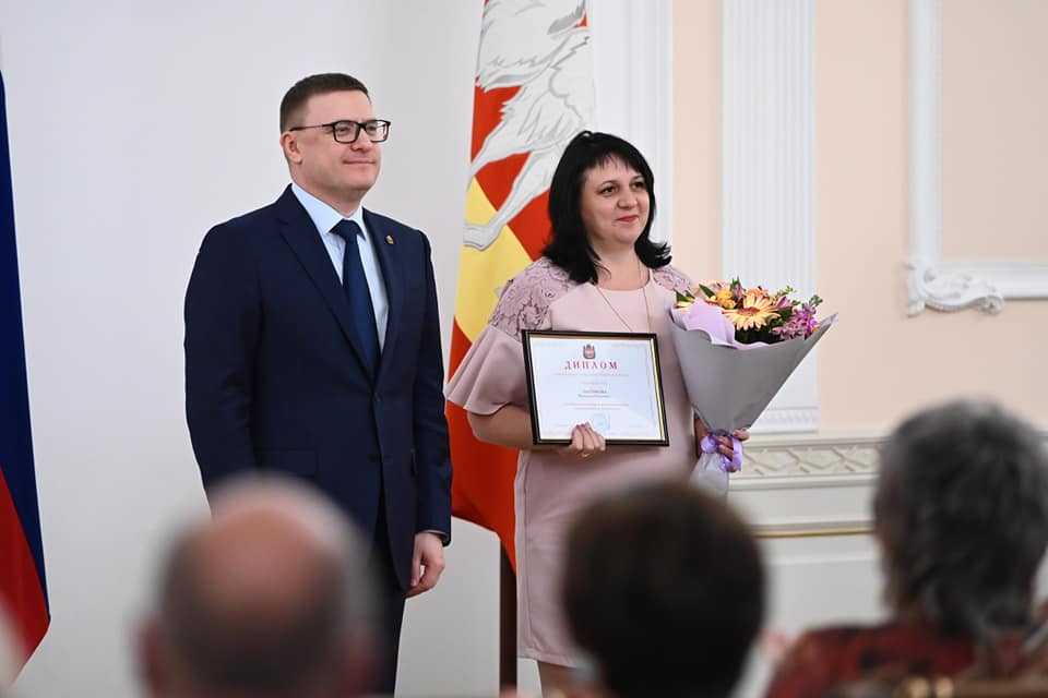 Алексей Текслер поздравил соцработников с профессиональным праздником