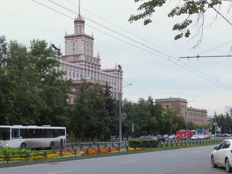 Ленина челябинск. Проспект Ленина Челябинск. Улица Челябинск проспект Ленина. Центр Челябинска улица Ленина. Ленинский проспект Челябинск.