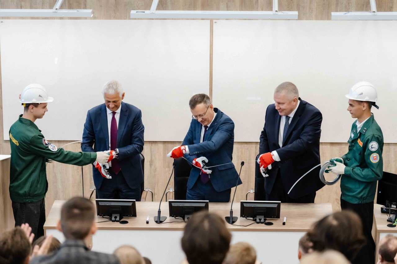 Аудиторию с самым современным оборудованием открыли в ведущем вузе Магнитогорска