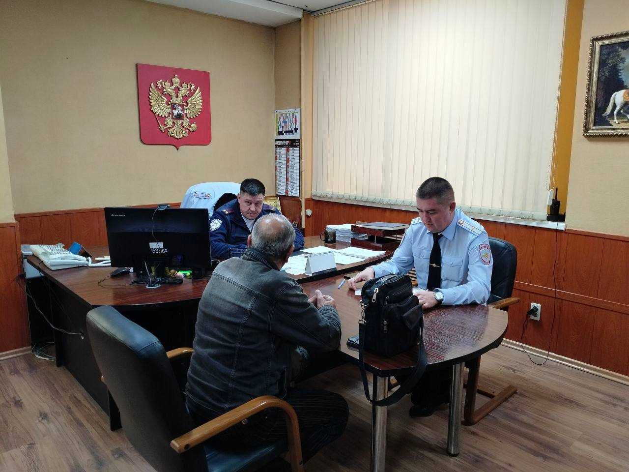 Челябинский маршрутчик устроил скандал из-за 8 рублей
