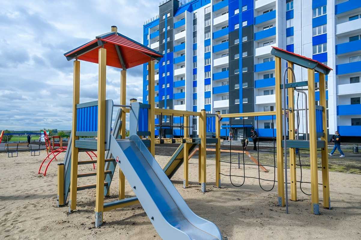 Выпускникам детдомов Челябинской области компенсируют затраты на наем жилья