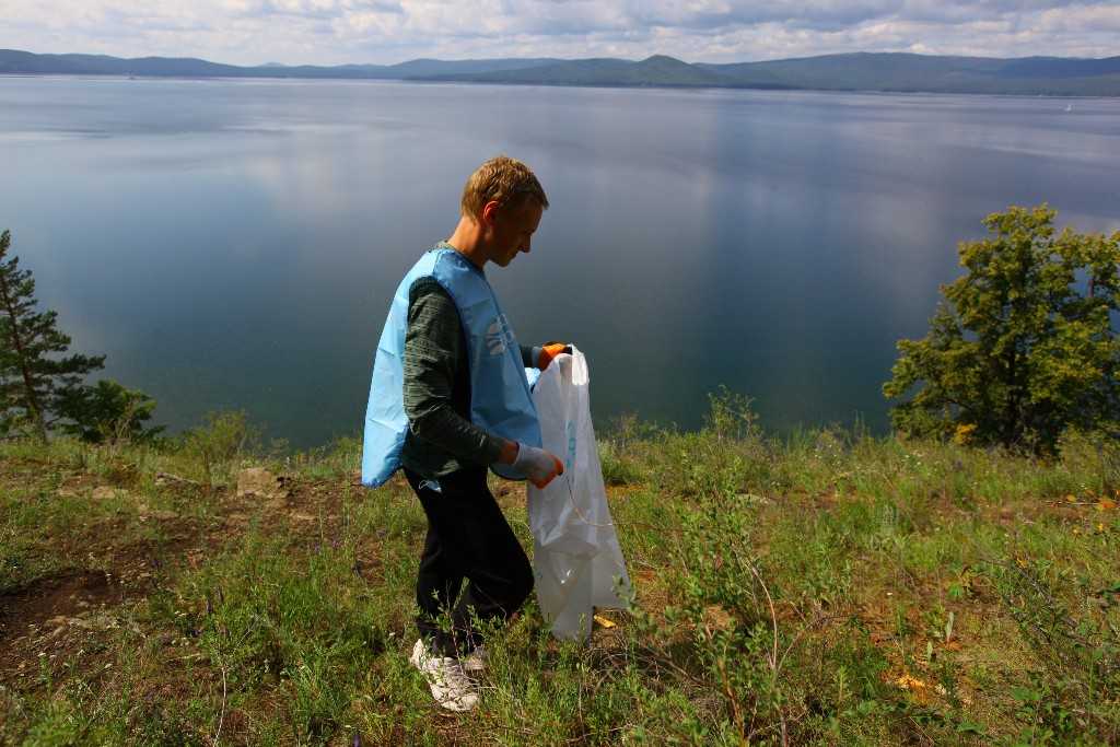 Самое знаменитое южноуральское озеро защитят сотни неравнодушных людей