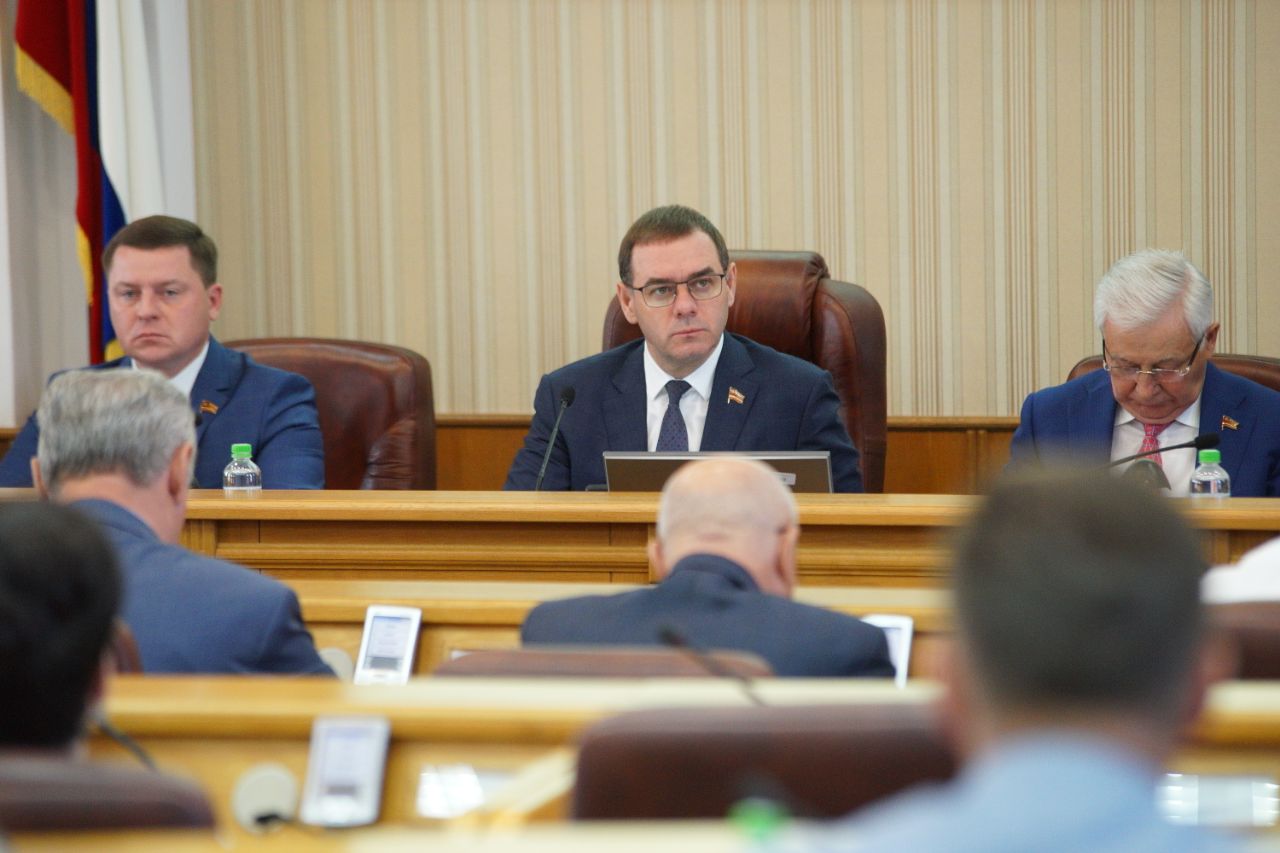 Южноуральский парламент поддержал целый ряд инициатив Алексея Текслера