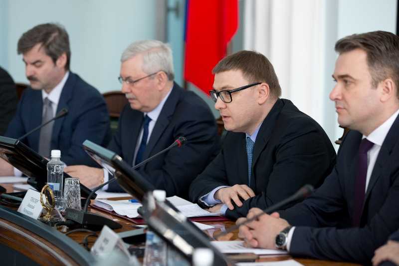 Алексей Текслер проводит первое заседание правительства
