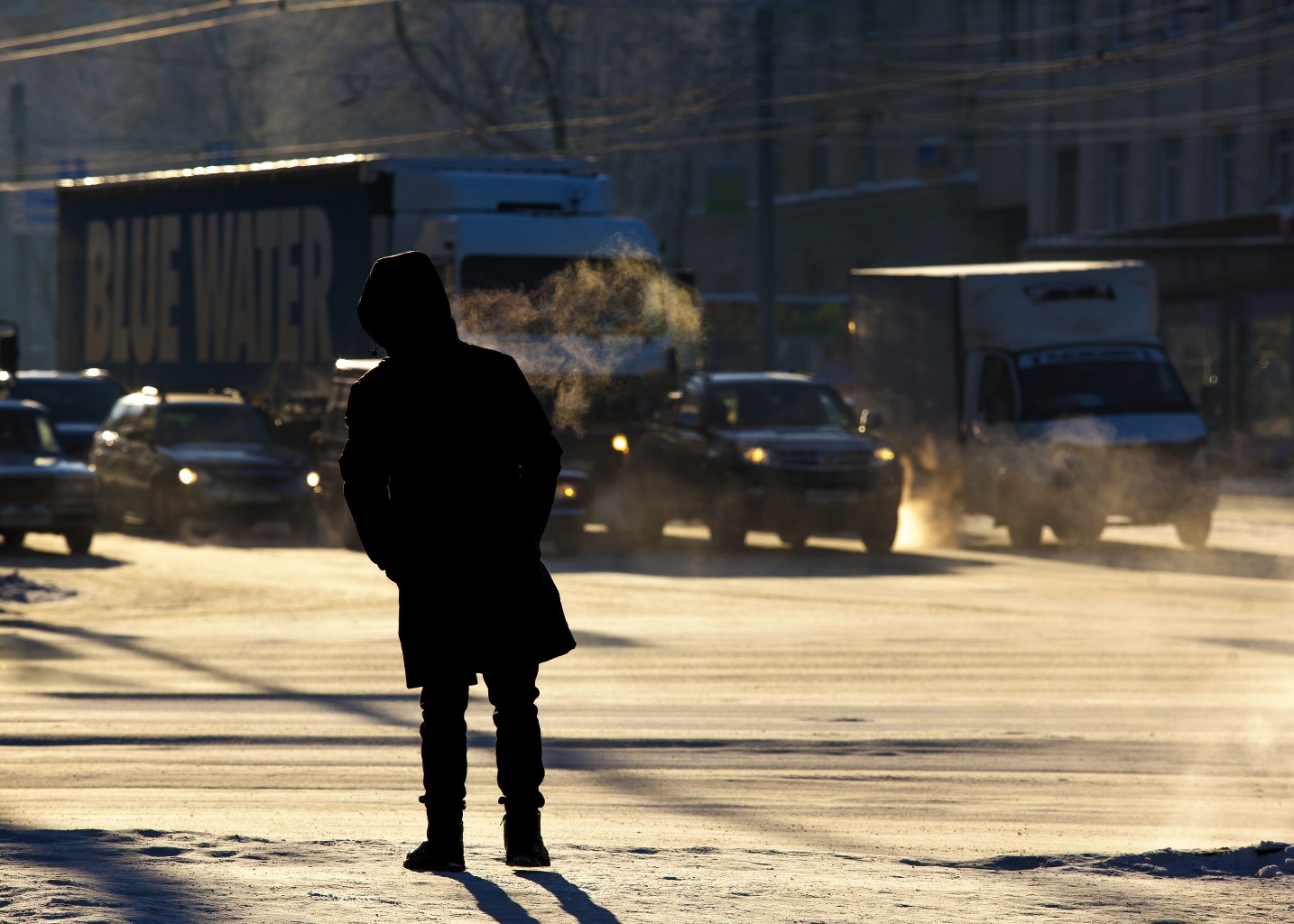  Штормовой ветер и гололедица могут осложнить дорожную ситуацию на Южном Урале 
