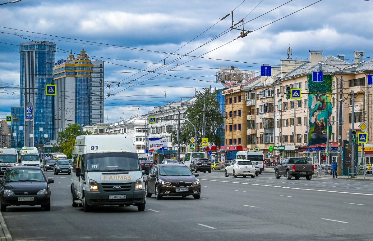 В Челябинске появится еще одна выделенная полоса для общественного транспорта