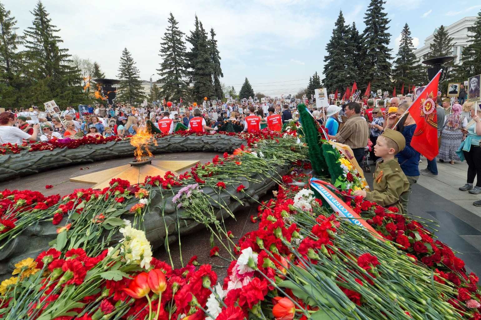 На мероприятиях ко Дню Победы в Челябинске ожидается около 100 тысяч человек