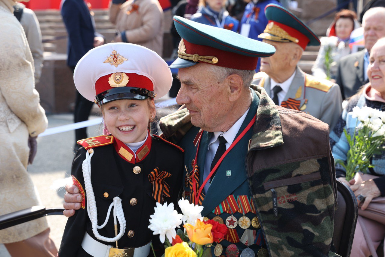 Масштабное празднование Дня Победы и новые законы стали главными темами недели на Южном Урале