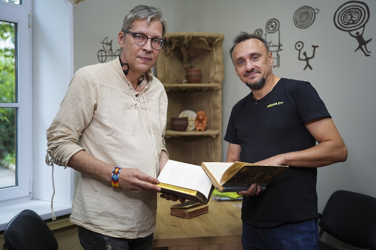 Челябинский философ Андрей Лавров объяснил, почему молодёжь не покупает книги