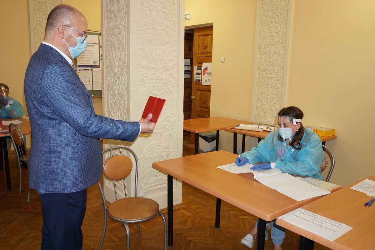 Челябинский сенатор рассказал, почему голосовал за поправки к Конституции