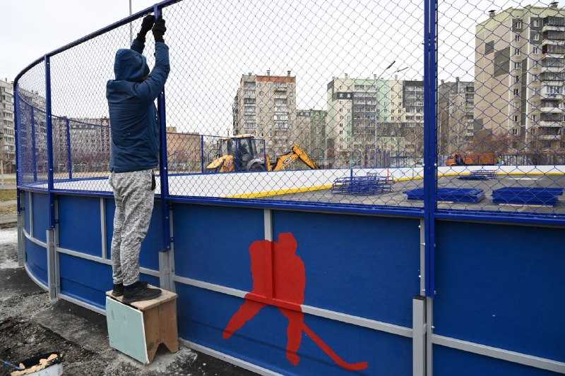 Бесплатные хоккейные корты в Челябинске помогут вырастить будущих звезд спорта