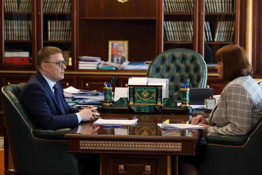 Губернатор Челябинской области и глава УФАС обсудили цены на топливо и продукты в регионе