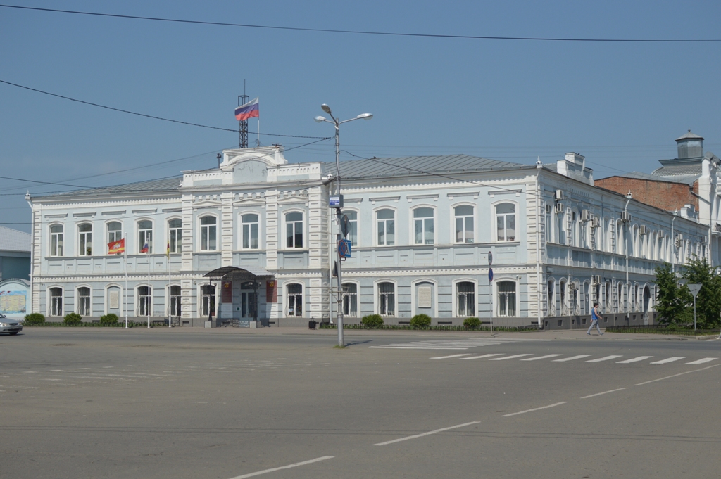 Троицк, здание, в котором до революции размещался окружной суд, выступал Ф. Н. Плевако (2).JPG
