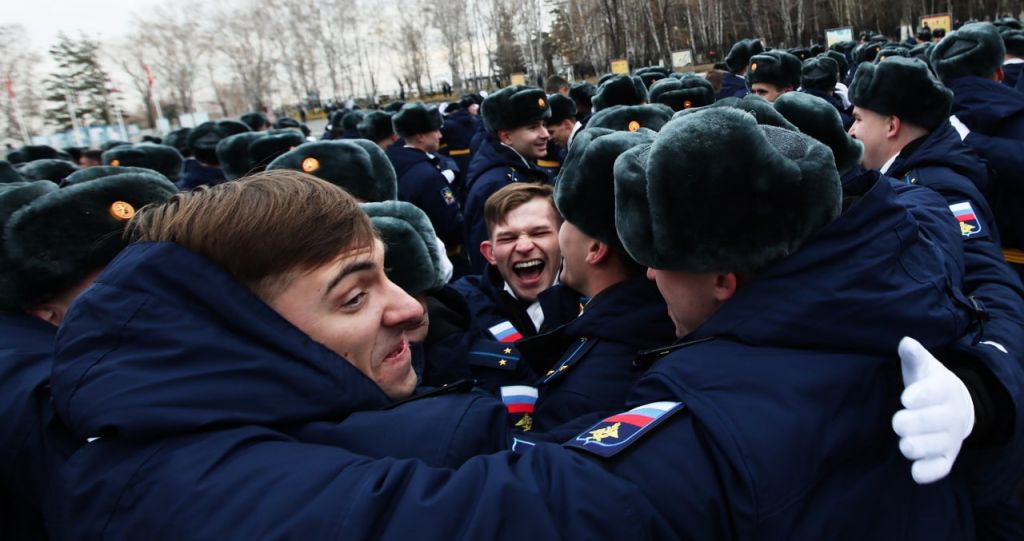 Челябинск возьму. Челябинск выпускной военно воздушных видео. Выпускной штурманов Челябинск 20222.