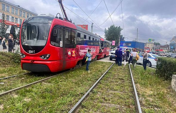 В южноуральском миндоре назвали предварительную причину столкновения трамваев в Златоусте