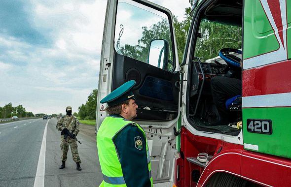 На Южном Урале таможенники пресекли попытку вывоза спецтехники