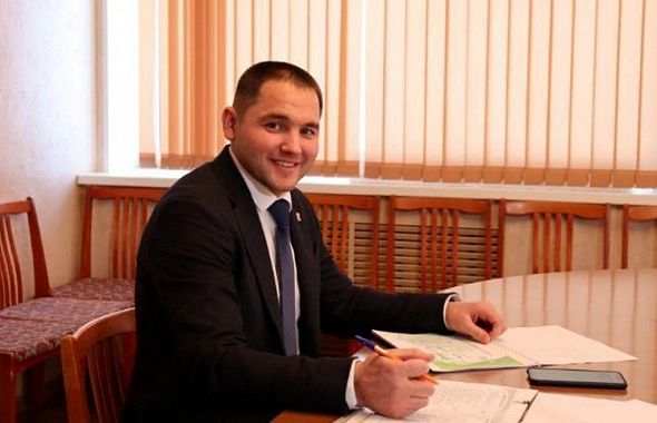 В Карабаше выбрали нового мэра: процедура смены власти прошла спокойно