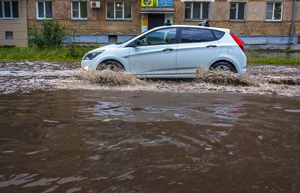 В Челябинске из-за непогоды городские службы переведены на усиленный режим работы