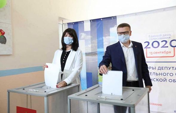 Челябинские ВИПы первыми пришли на избирательные участки