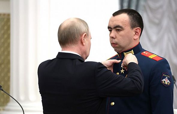 Южноуралец награжденный Звездой Героя России рассказал, что попросил у Путина